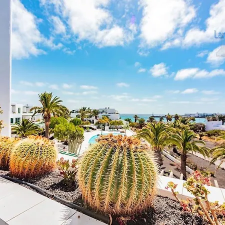 House Of The Horizon Playa Las Cucharas Vv Penthouse With Sea And Pool View Costa Teguise Exterior photo