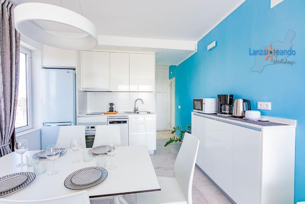 Apartment House Of The Horizon Playa Cucharas Vv Penthouse With Sea And Pool View Costa Teguise