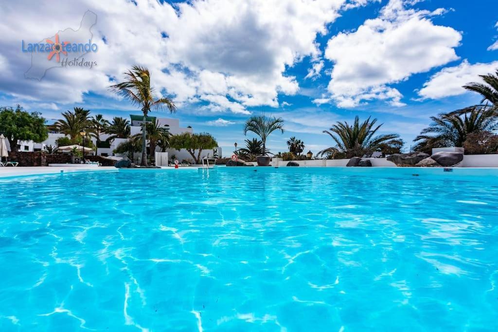 House Of The Horizon Playa Cucharas Vv Penthouse With Sea And Pool View Apartment